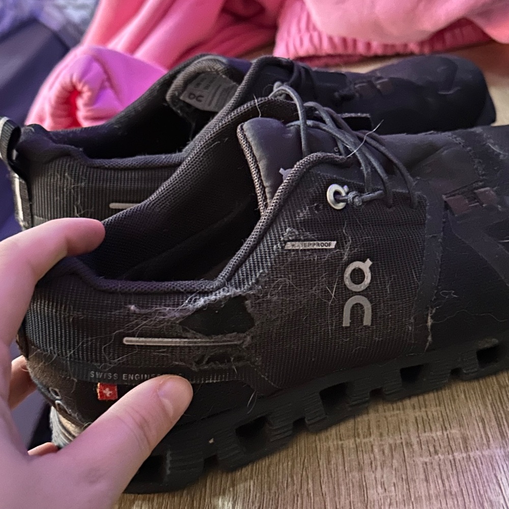 Black On Cloud - image 3